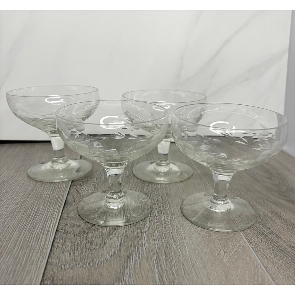 Vintage Etched Champagne Coupe Cocktail Glasses - Set of 4 Floral Leaf Pattern